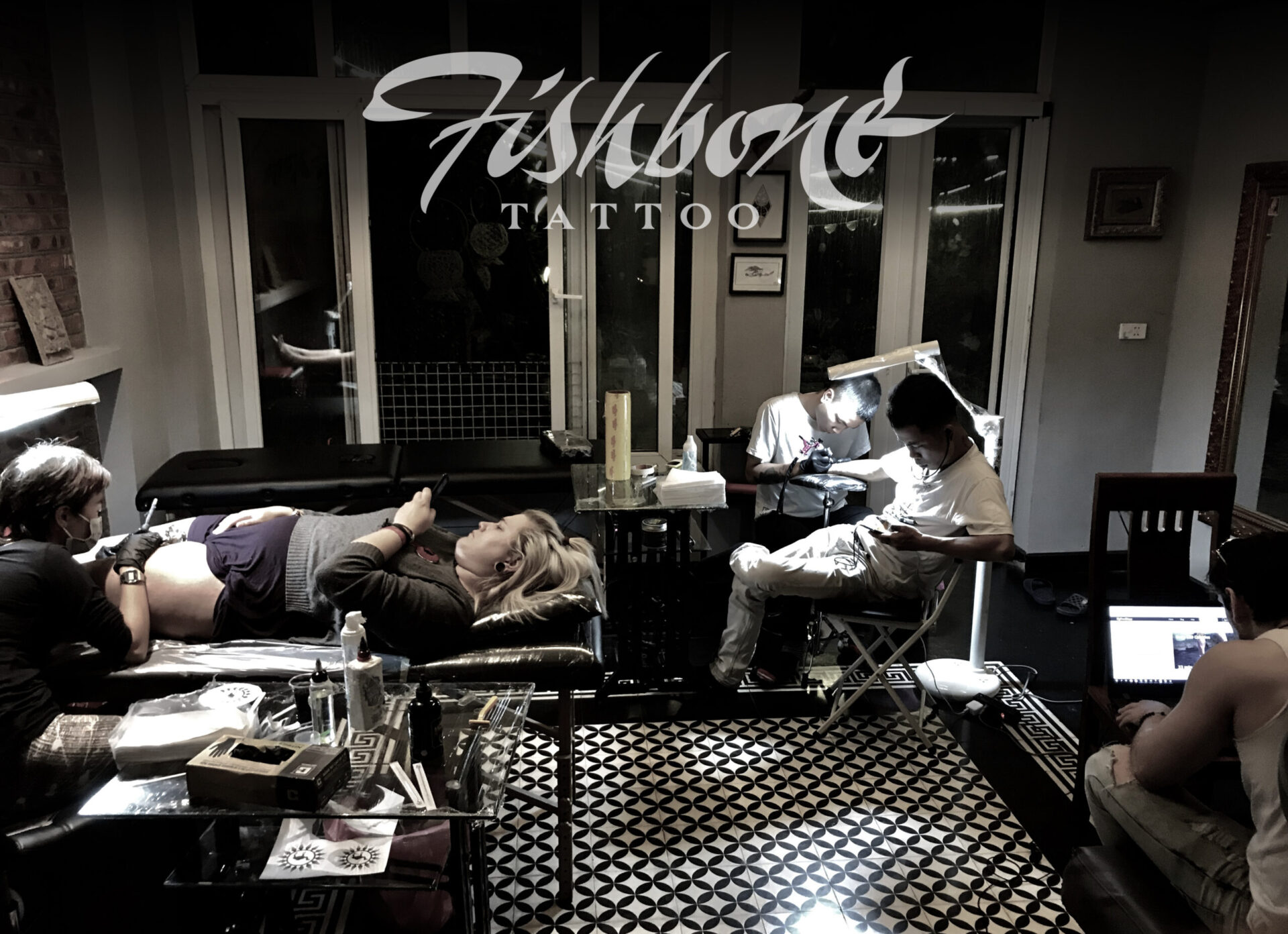 FISHBONE TATTOO PIERCING