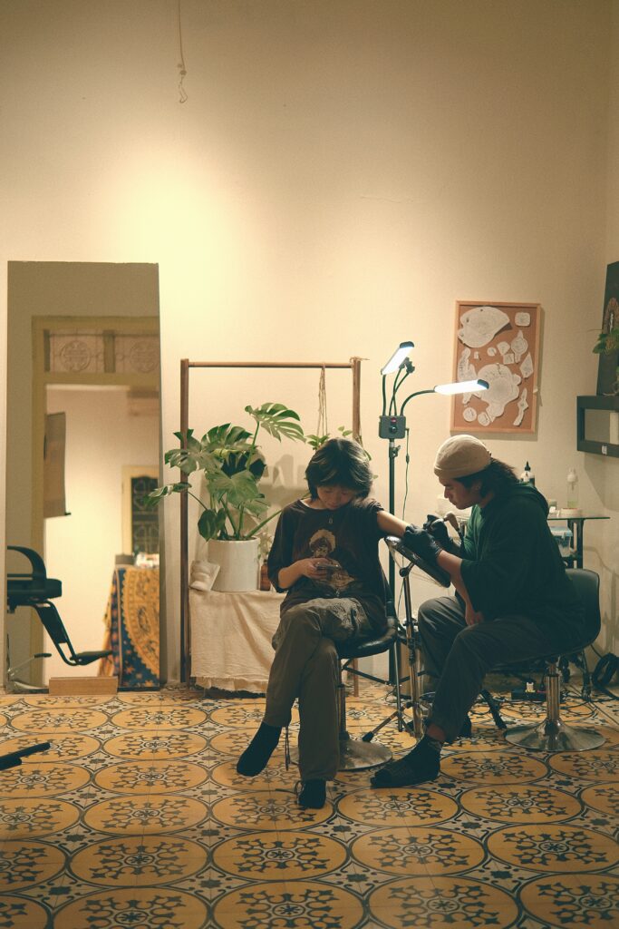 STUDIO